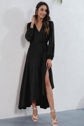 Unregelmäßiges Kleid mit V-Ausschnitt und hoher Taille