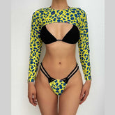 3-teilige Bademode mit Neckholder und langen Ärmeln im Leopardenmuster und Kontrast