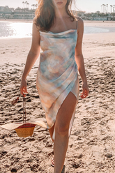 Vestidos casuales de corte A con tirantes finos asimétricos y pliegues teñidos