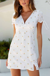 Minivestido estampado con mangas abullonadas en color liso