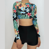 Traje de baño bikini de manga larga con espalda cruzada y aberturas en contraste con pantalones anudados