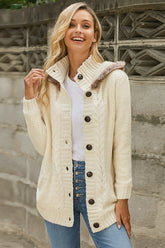 Suéter largo de manga larga con cuello en V y punto trenzado