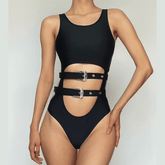 Einteiliger Badeanzug mit ausgehöhltem U-Ausschnitt und Schnalle