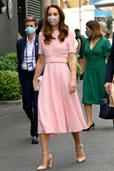 Elegante vestido rosa midi de Kate Middleton