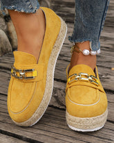 Zapatos planos de terciopelo con suela de paja gruesa