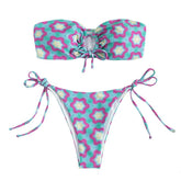 Traje de baño bikini de tubo con relleno y lazo en contraste con estampado floral y aros en O