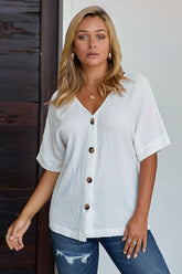 Blusa de tul con botonadura sencilla