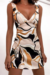 Figurbetontes Kleid mit geometrischem Print und V-Ausschnitt