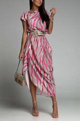 Kleid mit Tauschulter-Unregelmäßigkeit