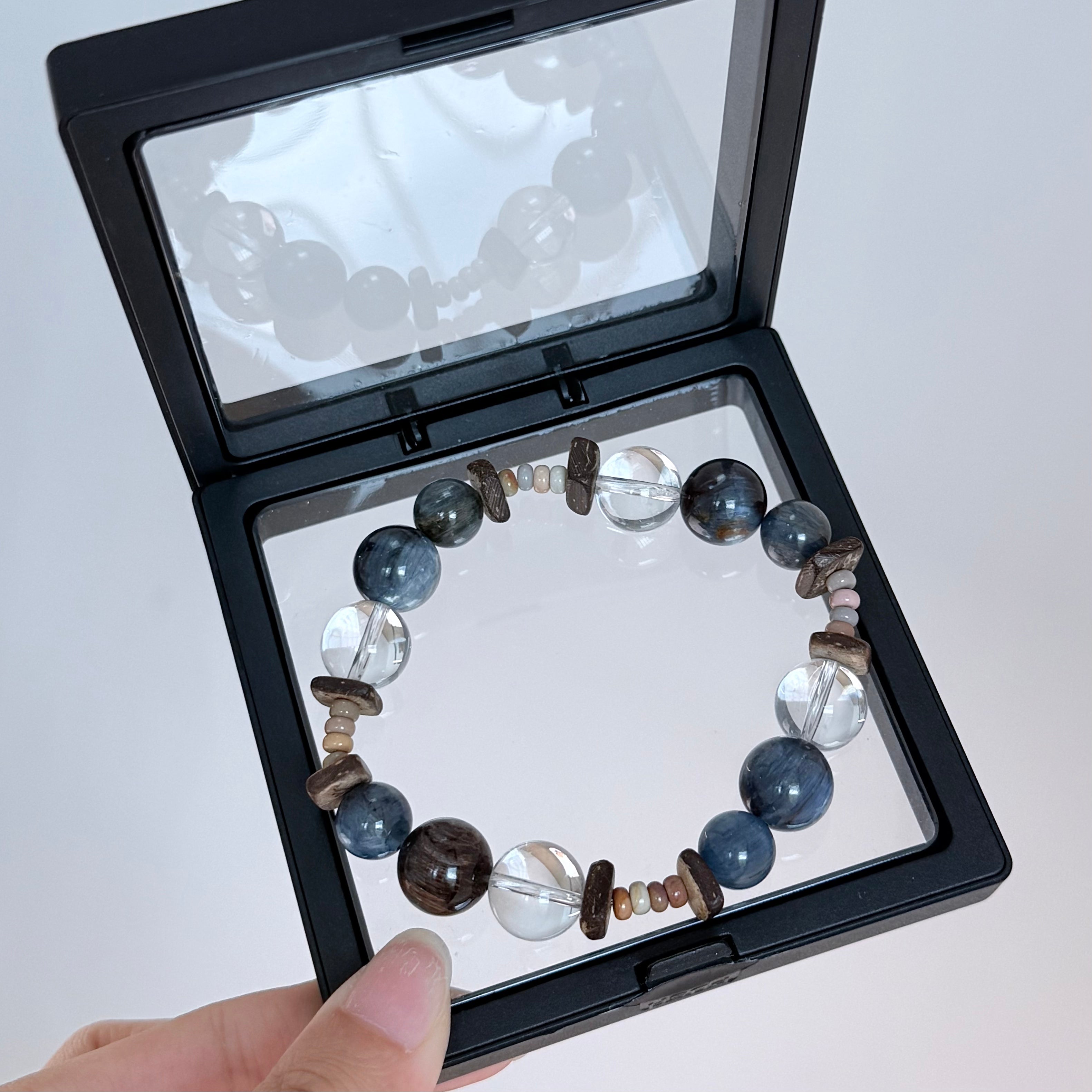 Blue Kyanite & Labradorite Crystal Bracelet