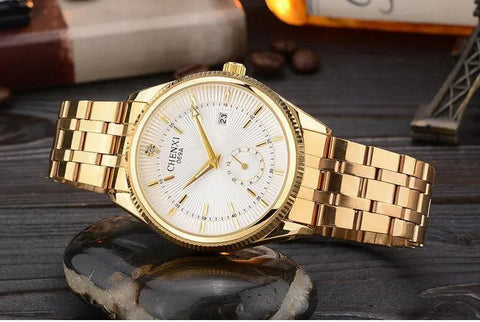 069A Simple Watch - Golden Quartz Wristwatch