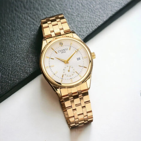 069A Simple Watch - Golden Quartz Wristwatch