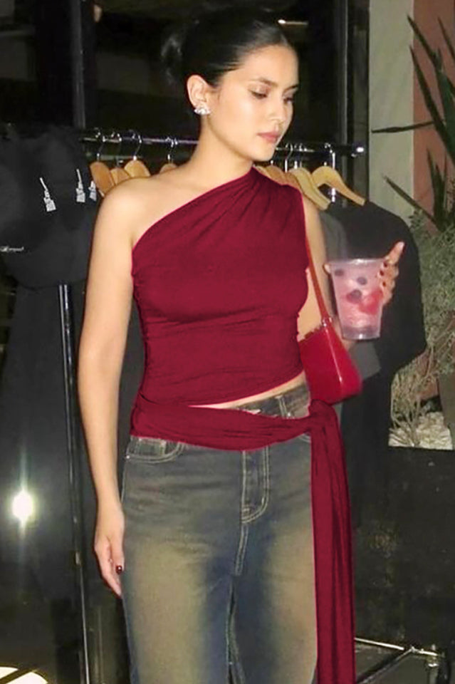 Chic One Shoulder T-Shirt