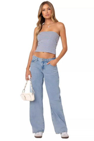 EDIKTED Raelynn Washed Low Rise Jeans