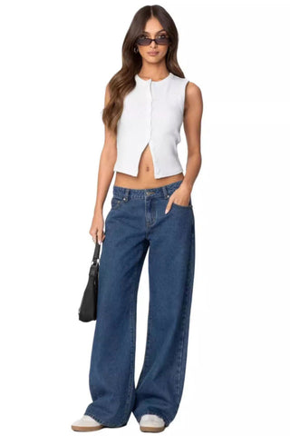 EDIKTED Raelynn Washed Low Rise Jeans