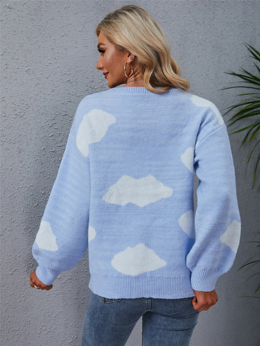 White Cloud Print Round Neck Knit Pullover