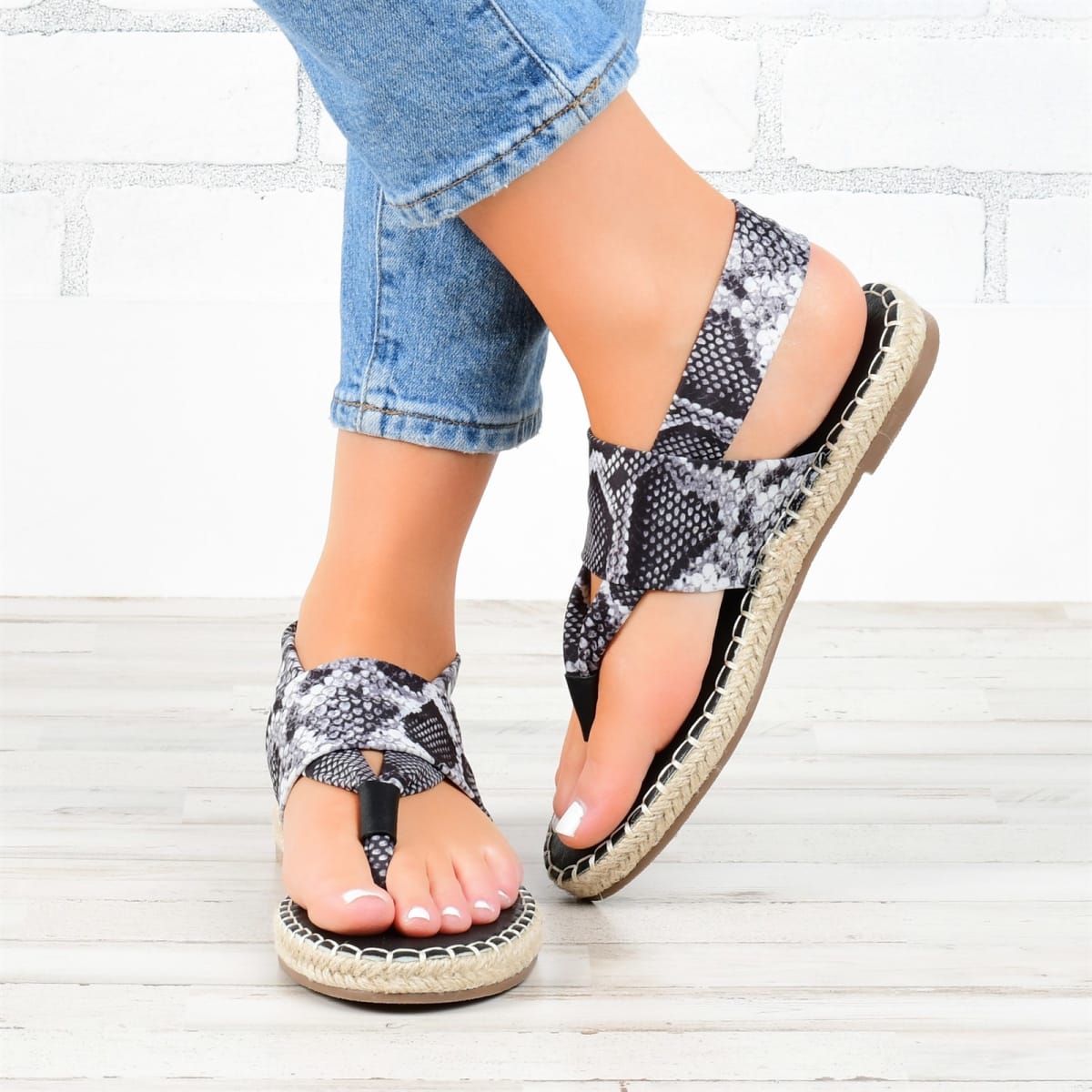 Twine Woven Snake Print Flip-Flops Sandals