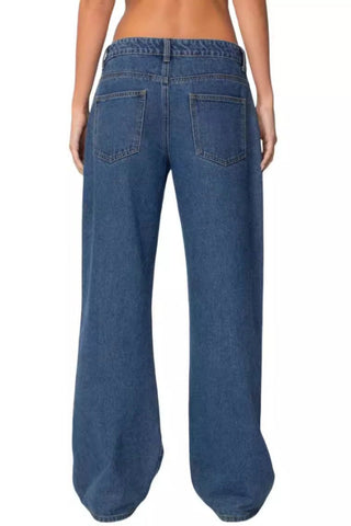 EDIKTED Raelynn Washed Low Rise Jeans