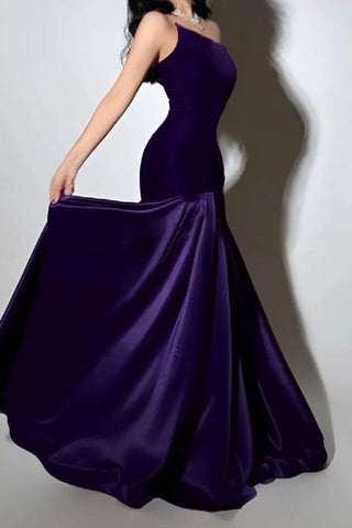 Salla Velvet Dress