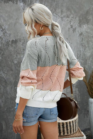 V-Neck Contrast Pullover