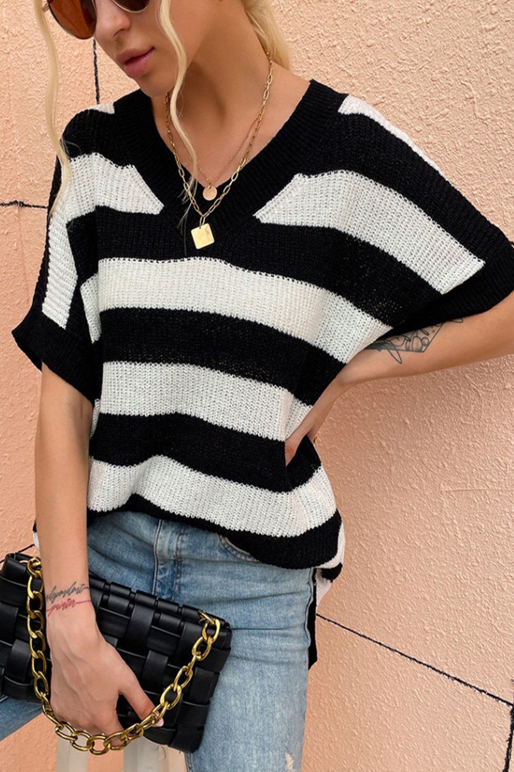 V-Neck Striped Short-Sleeved Sweater