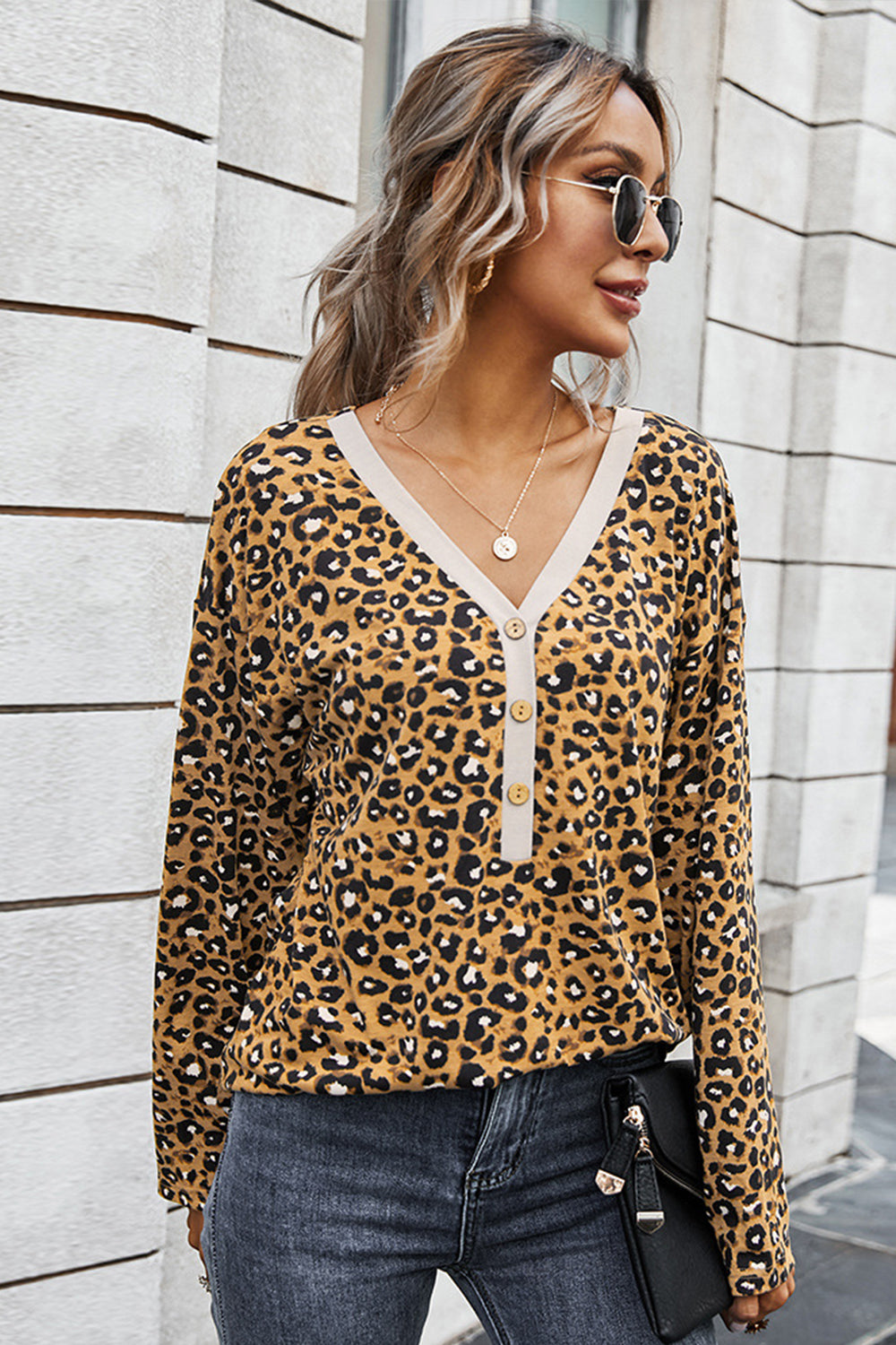 V-neck Leopard Top