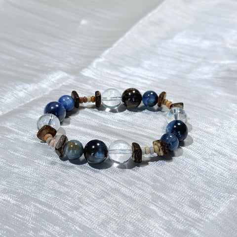 Blue Kyanite & Labradorite Crystal Bracelet