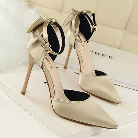 Women's Pointed Toe Satin Hollow Back Bow Heels