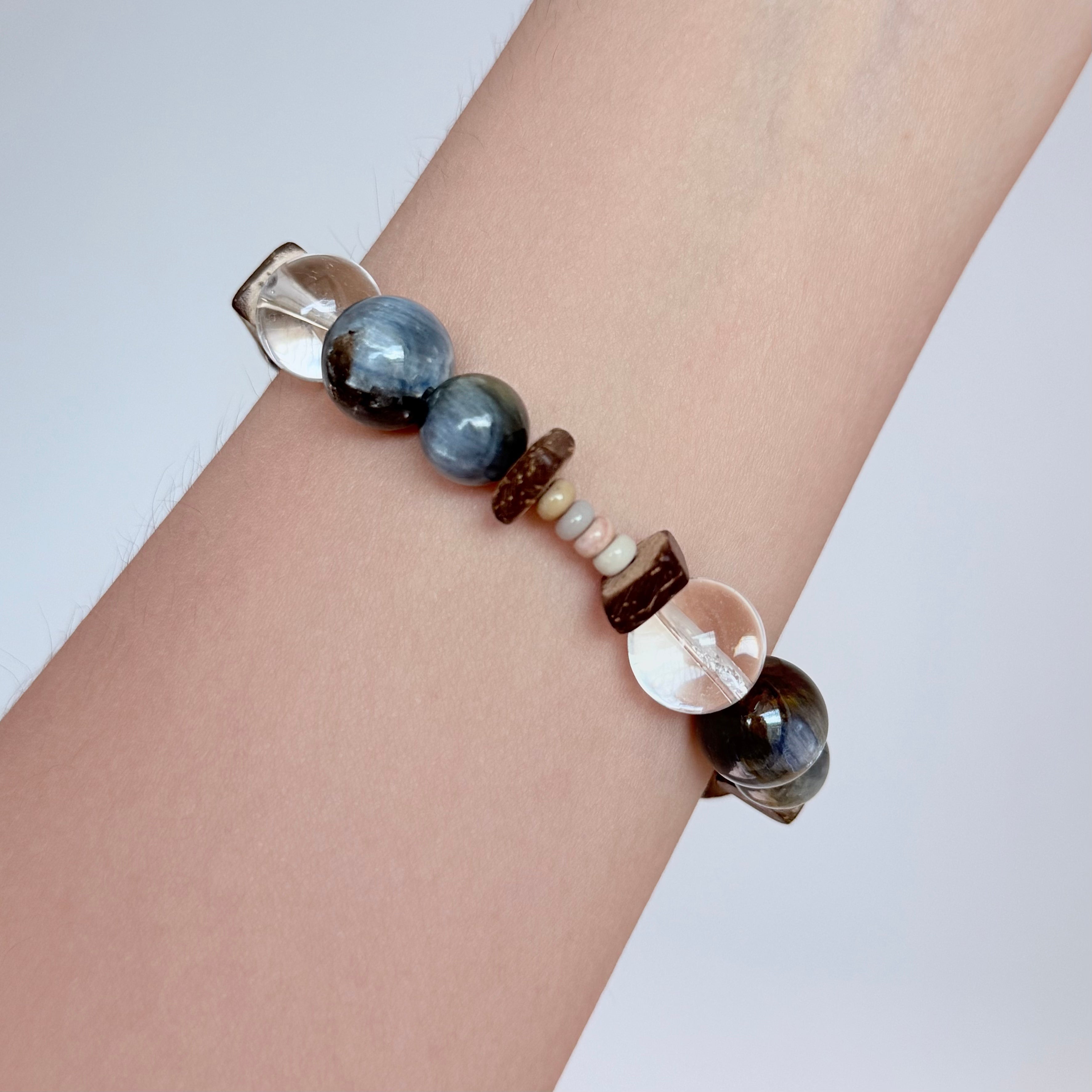 Blue Kyanite & Labradorite Crystal Bracelet