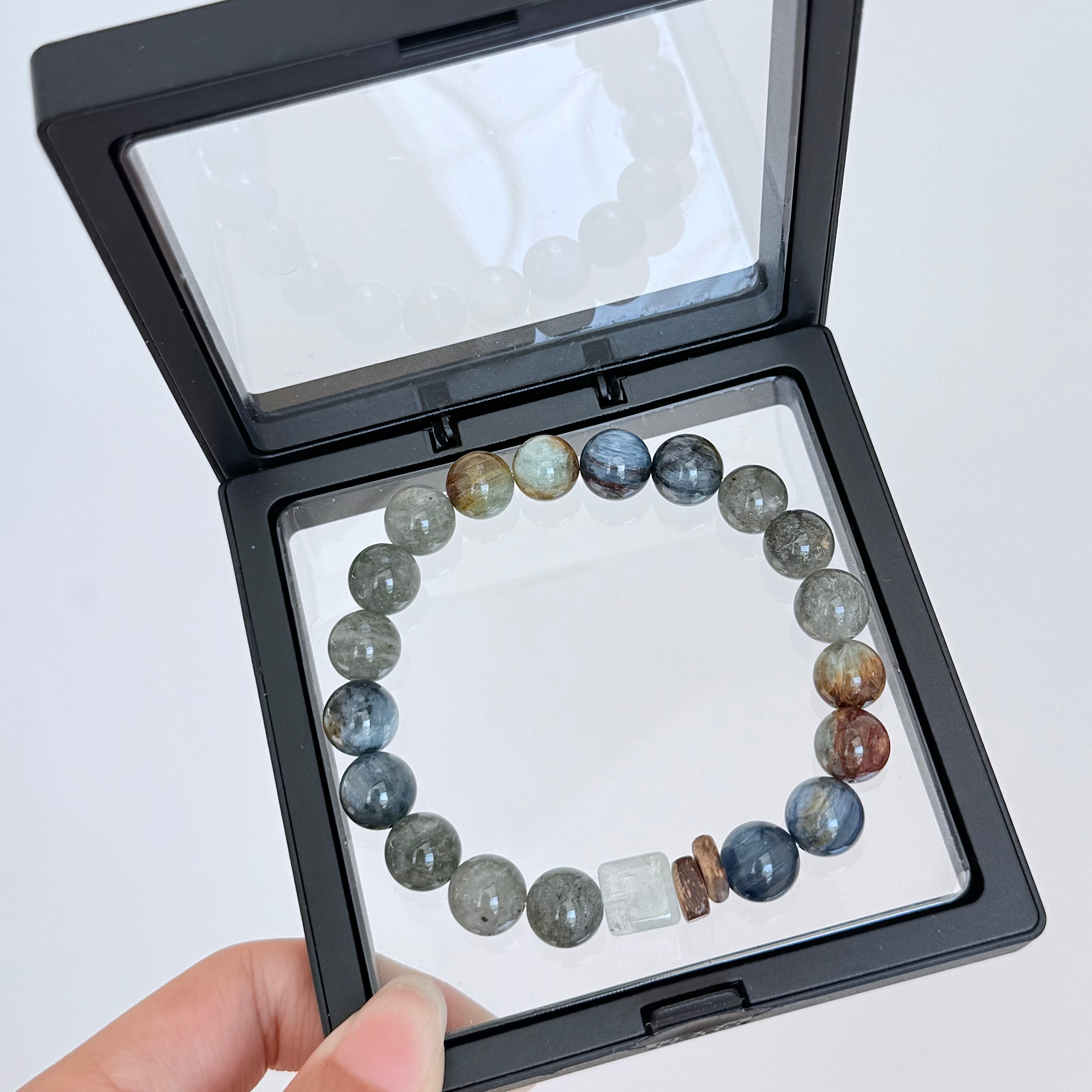 Kyanite & Labradorite Crystal Bracelet