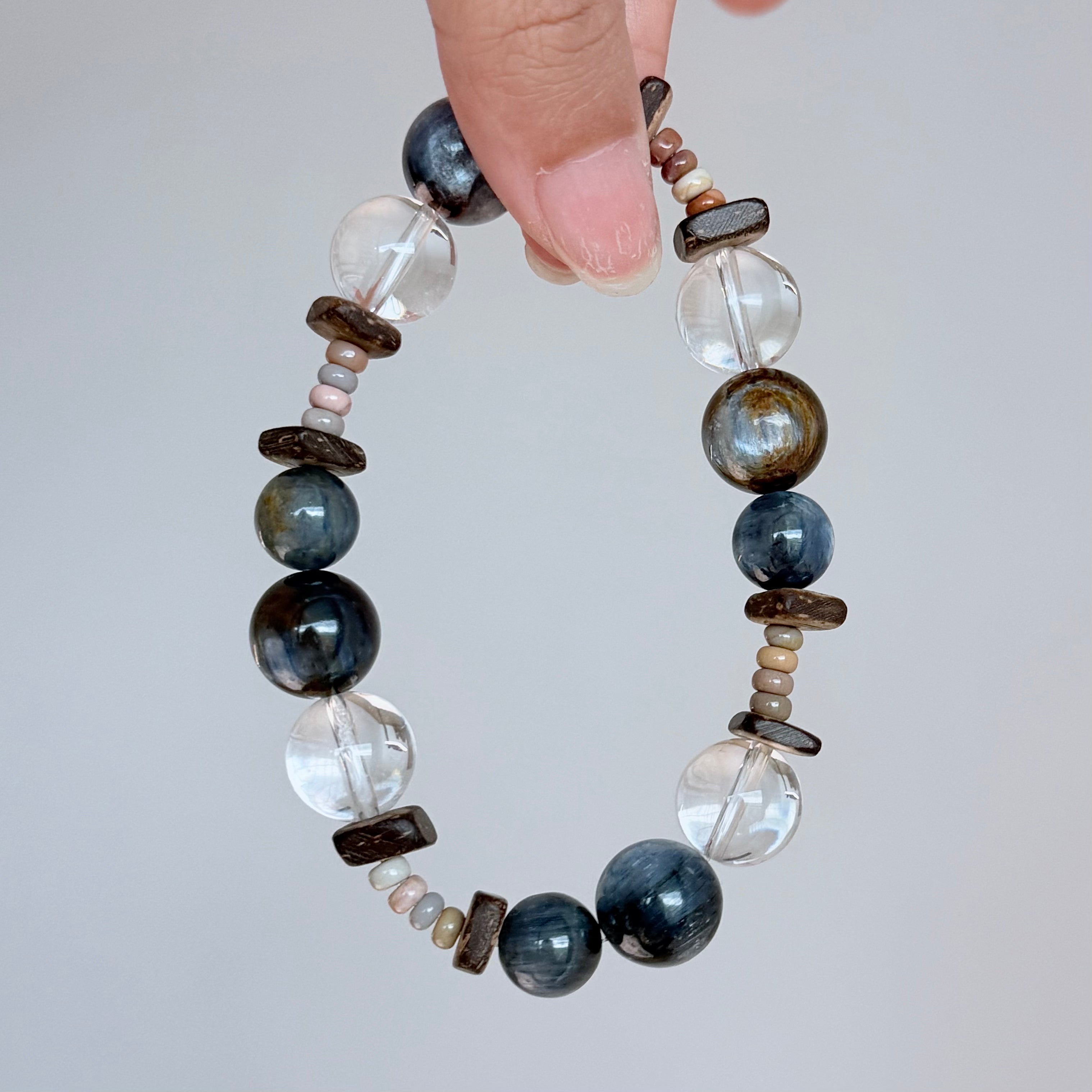 Blue Kyanite & Labradorite Crystal Bracelet