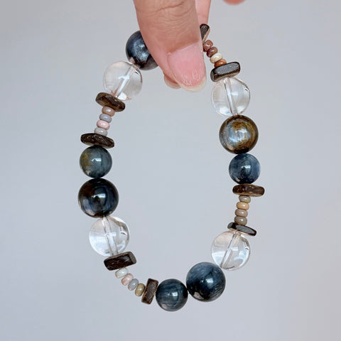 Blue Kyanite & Labradorite Crystal Bracelet
