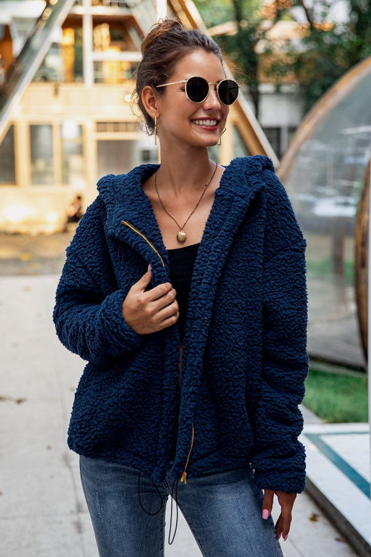 Sudadera con capucha y cremallera de felpa