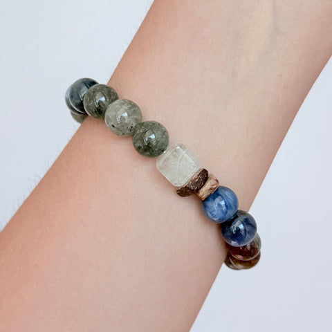 Kyanite & Labradorite Crystal Bracelet