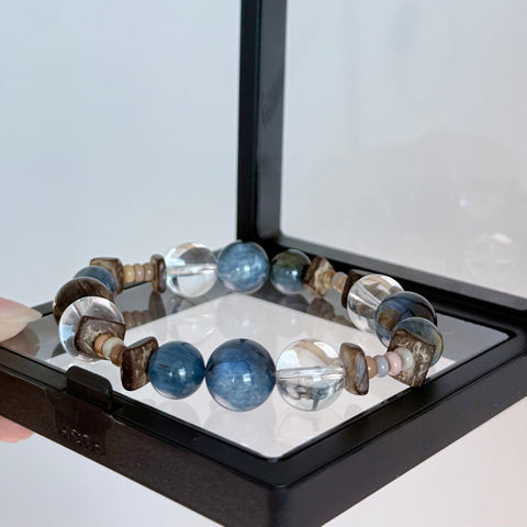 Blue Kyanite & Labradorite Crystal Bracelet