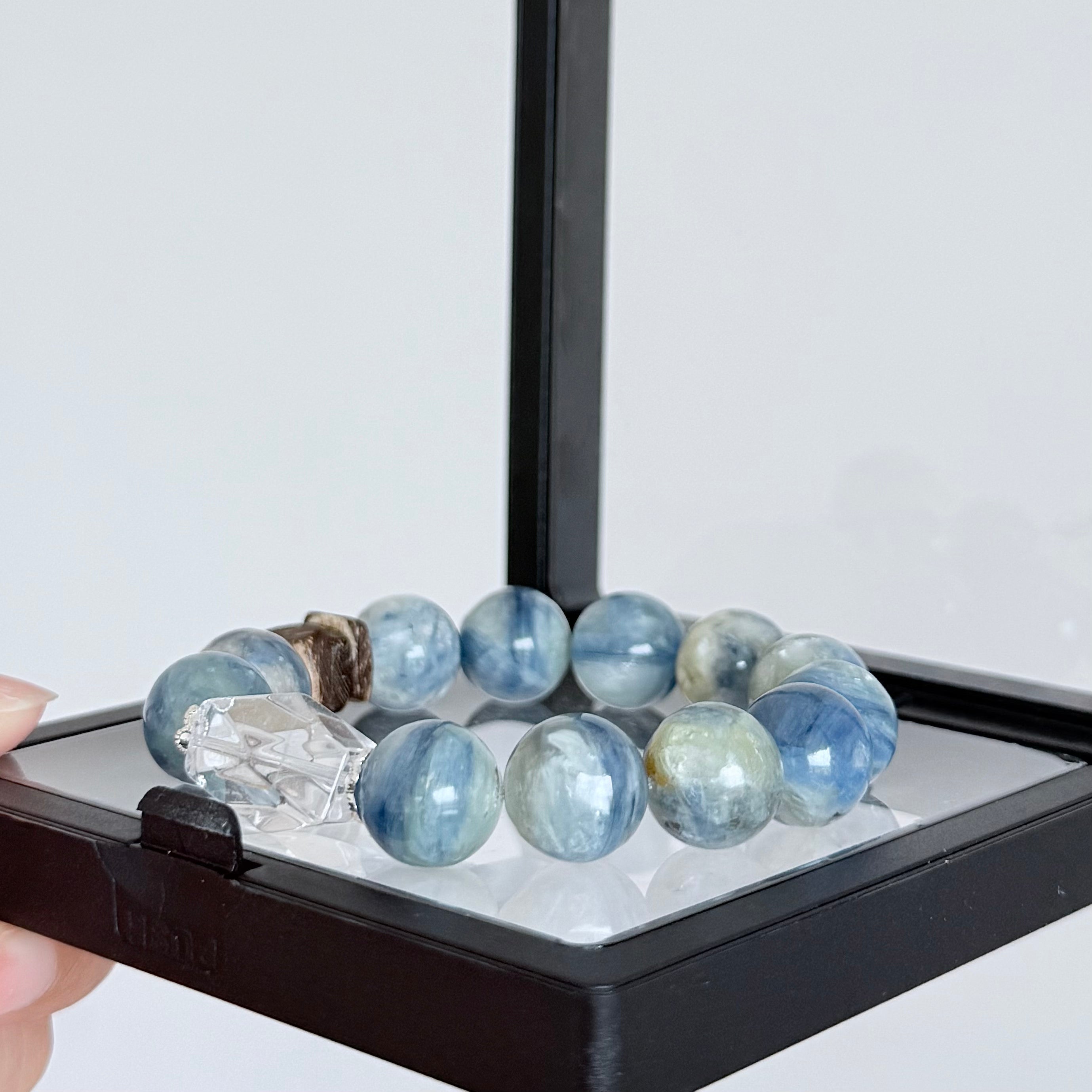 Kyanite & Clear Quartz Bracelet