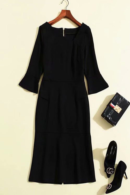 Celebrity Inspired Black Midi Half Sleeves Dress