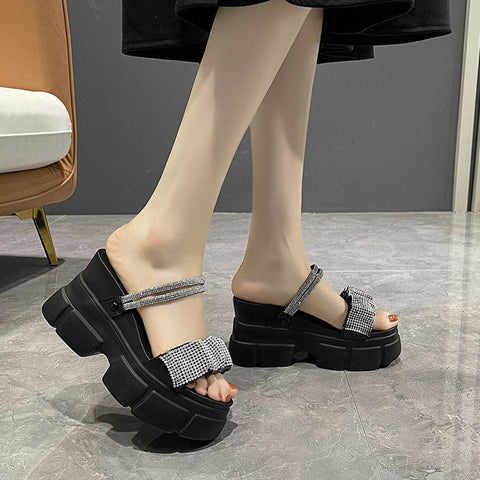 Women's Style Small Wedge Height Increasing Thick Bottom Platform Heels