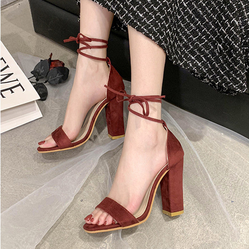 Women's Summer Size Open Toe Buckle Chunky Heels