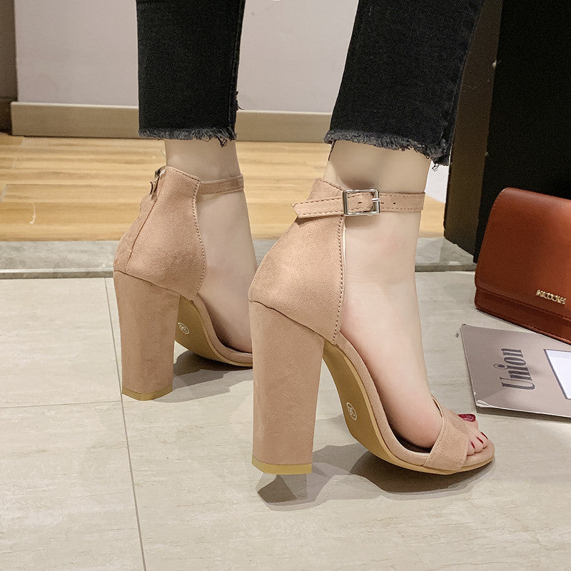 Women's Summer Size Open Toe Buckle Chunky Heels