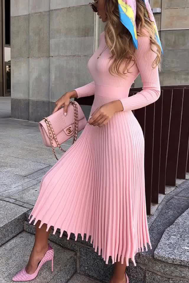 Pink Mid Length Sweater Knit Solid Color Pleated Dress