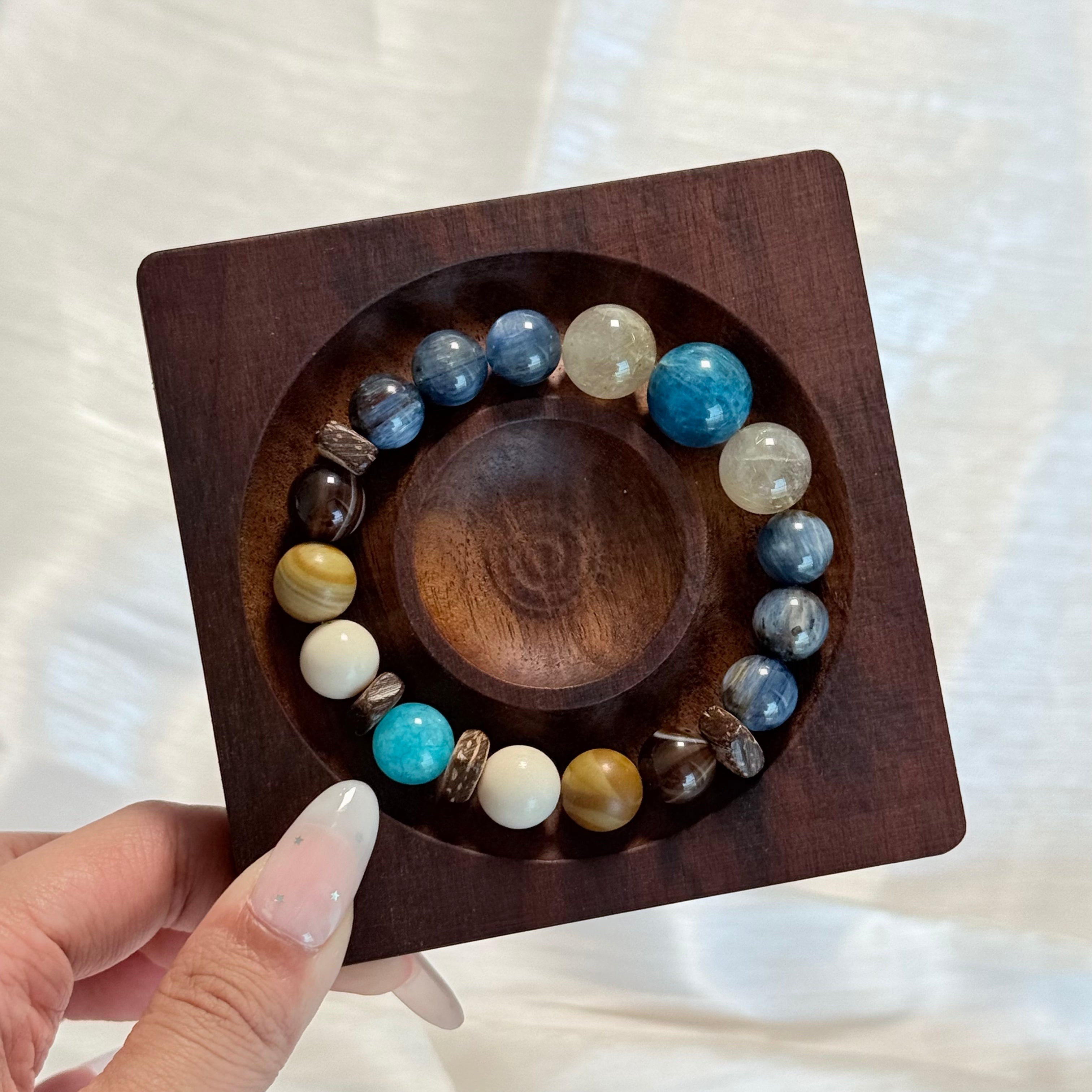 Blue Kyanite, Citrine, Apatite, Tiger's Eye And Moonstone Bracelet