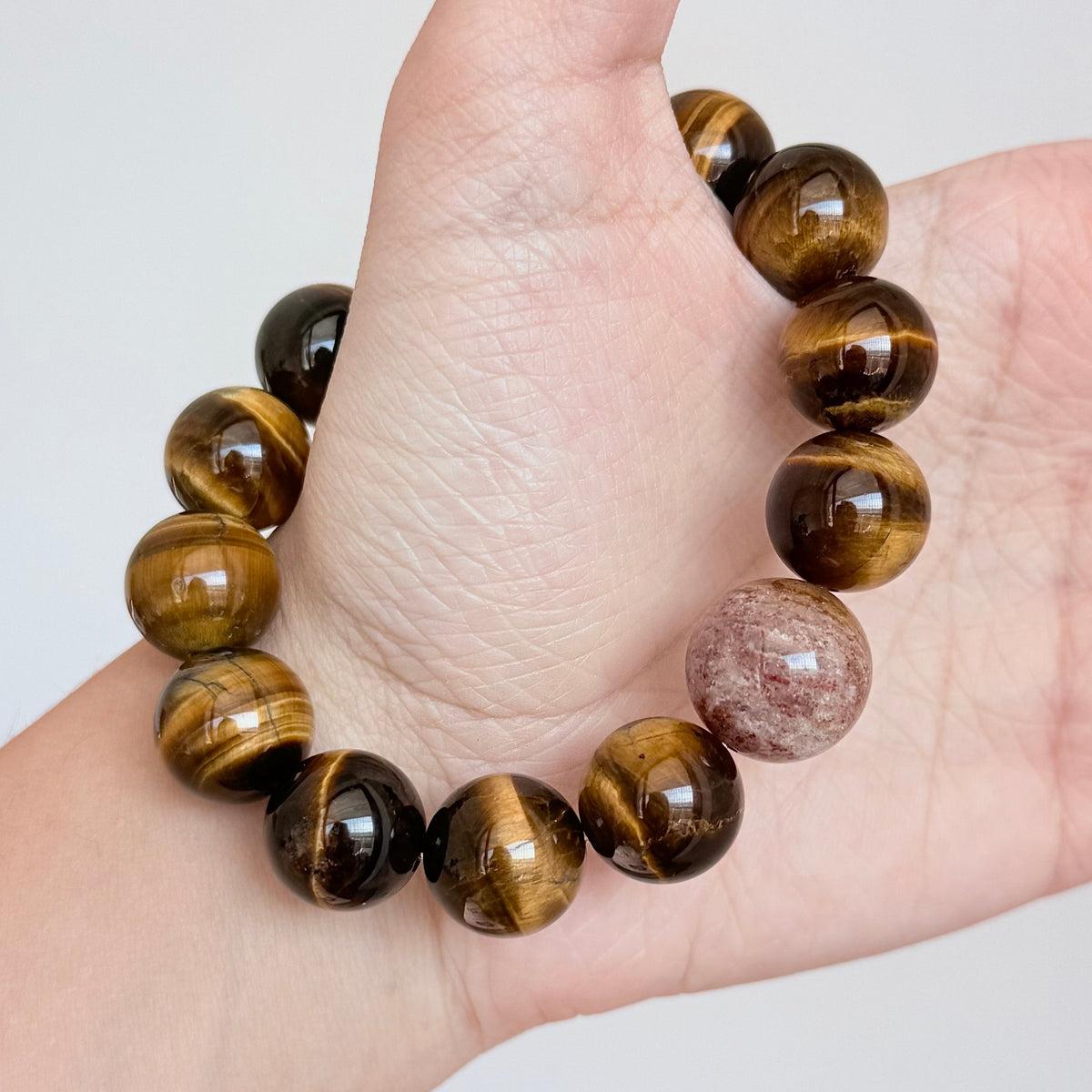 Tiger's Eye Crystal Bracelet with Brown Stone Center