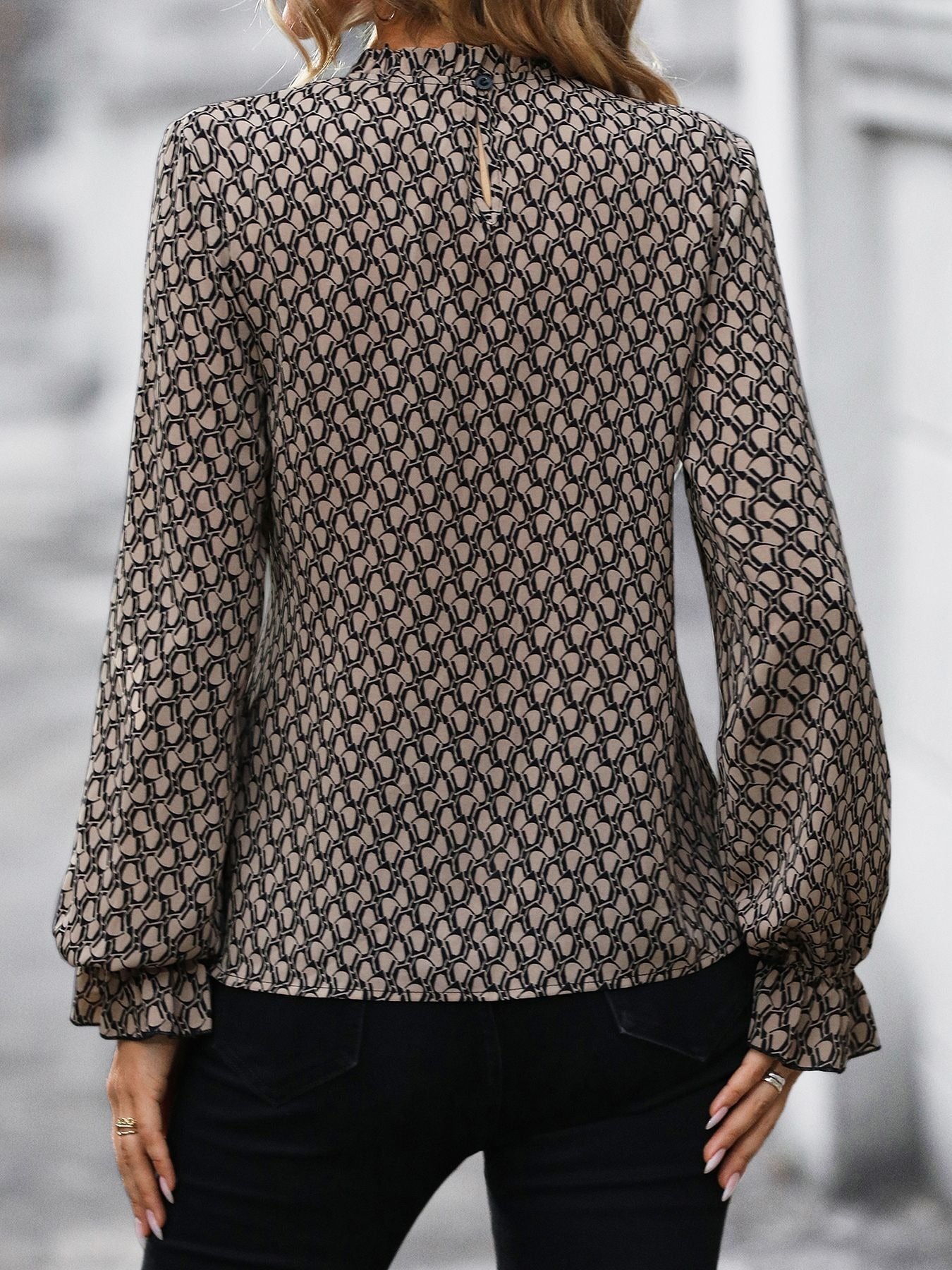 Tie-Knot Long-Sleeved Printed Shirt
