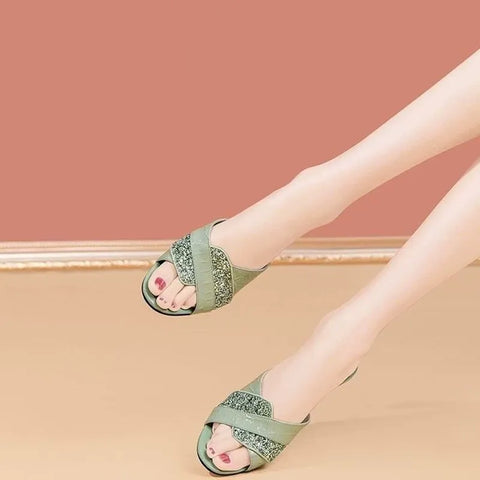 Women's Cowhide Diamond Round Toe High Summer Slippers