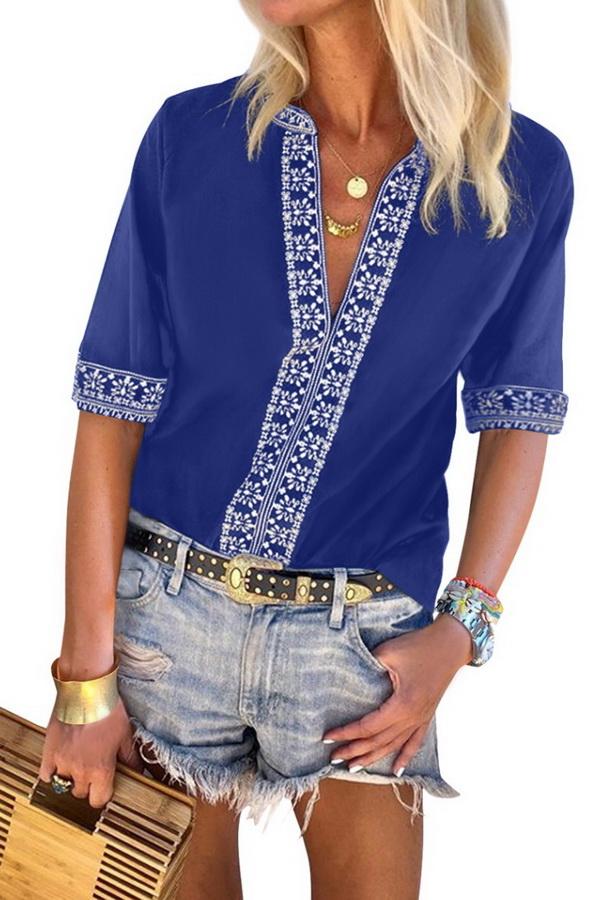 Blusa de encaje bordado estilo étnico con cuello en V